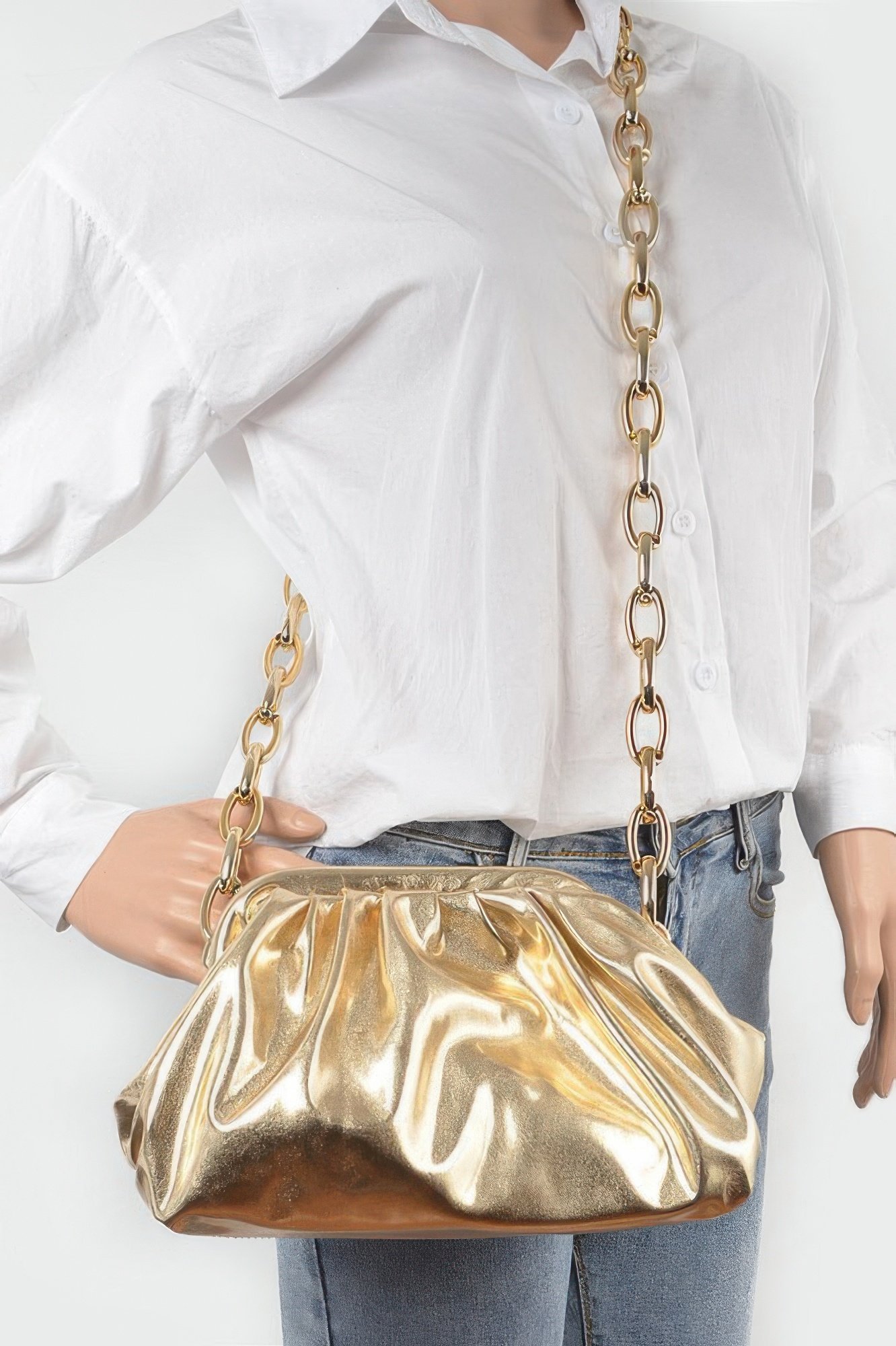 Metallic Pouch W Ccb Resin Chain