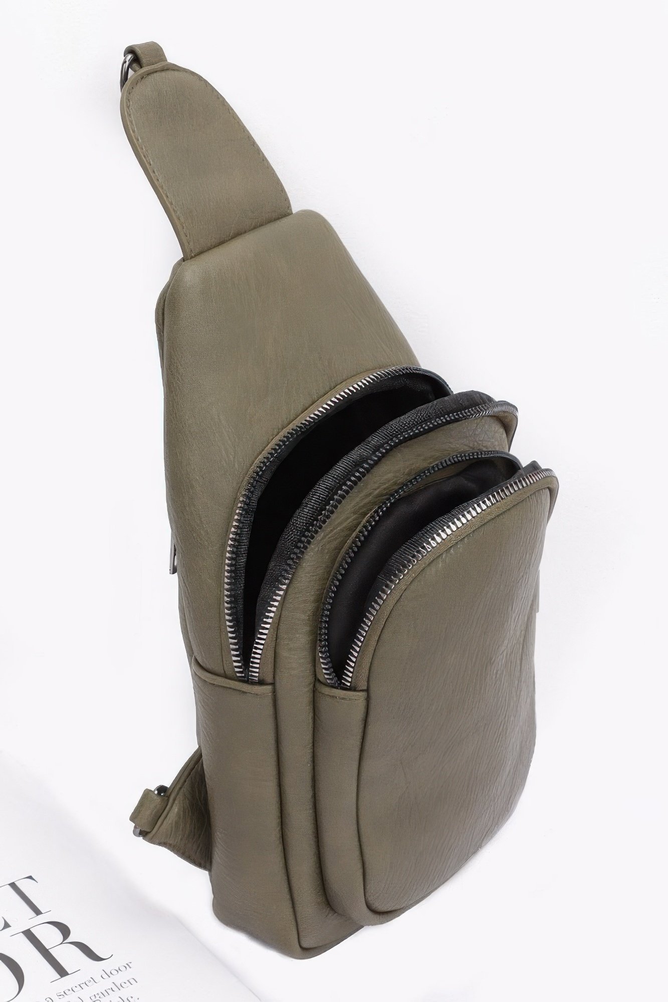 Faux leather sling bag w/multi color strap - Image 3